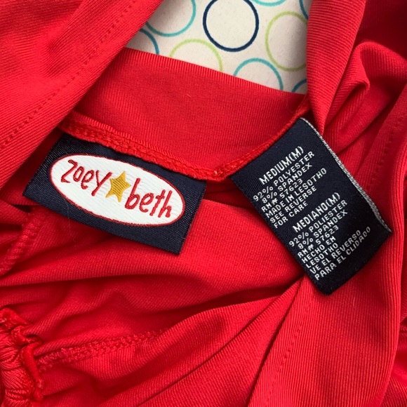 Red crop top - Picture 3 of 3